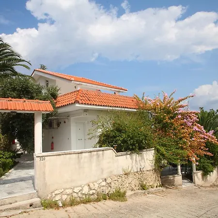 Apartamento Aris Villas